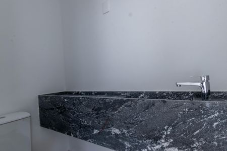 Apartamento à venda com 231m², 4 quartos e 3 vagas Apartamento à venda com 231m², 4 quartos e 3 vagasLavabo