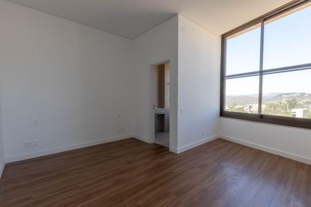 Apartamento à venda com 231m², 4 quartos e 3 vagas Apartamento à venda com 231m², 4 quartos e 3 vagasSuíte 2