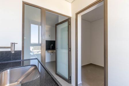 Apartamento à venda com 231m², 4 quartos e 3 vagas Apartamento à venda com 231m², 4 quartos e 3 vagasÁrea de Serviço