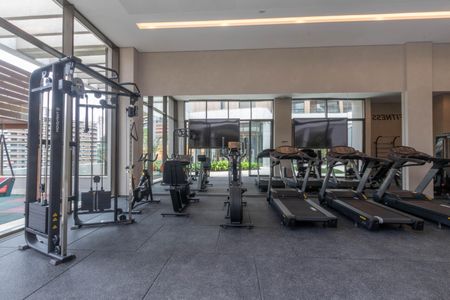 Apartamento à venda com 231m², 4 quartos e 3 vagas Apartamento à venda com 231m², 4 quartos e 3 vagasÁrea comum - Academia