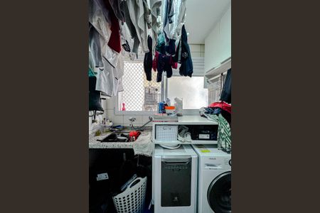 Apartamento à venda com 86m², 3 quartos e 2 vagas Apartamento à venda com 86m², 3 quartos e 2 vagasÁrea de Serviço