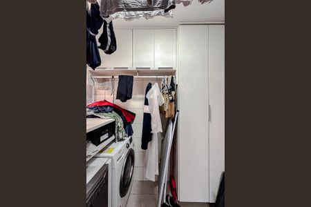 Apartamento à venda com 86m², 3 quartos e 2 vagas Apartamento à venda com 86m², 3 quartos e 2 vagasÁrea de Serviço