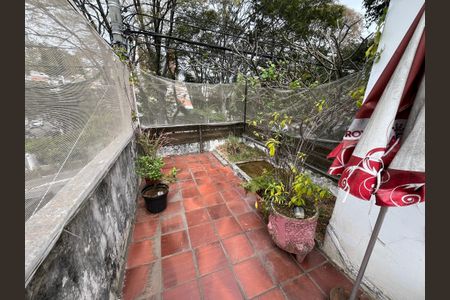 Casa à venda com 147m², 3 quartos e 6 vagasÁrea comum