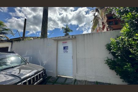 Casa de condomínio à venda com 160m², 3 quartos e 2 vagas Casa de condomínio à venda com 160m², 3 quartos e 2 vagasPlaquinha