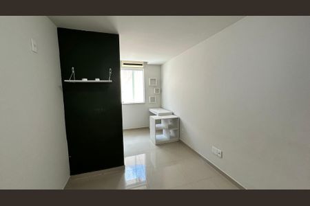 Casa de condomínio à venda com 160m², 3 quartos e 2 vagas Casa de condomínio à venda com 160m², 3 quartos e 2 vagasSemi Suíte 1