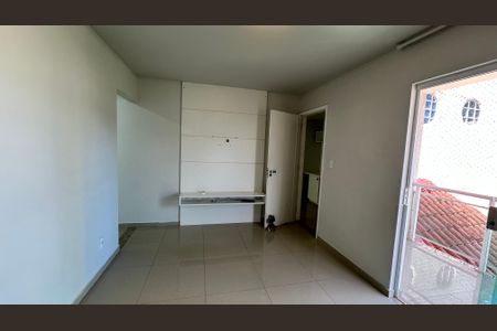 Casa de condomínio à venda com 160m², 3 quartos e 2 vagas Casa de condomínio à venda com 160m², 3 quartos e 2 vagasSuíte