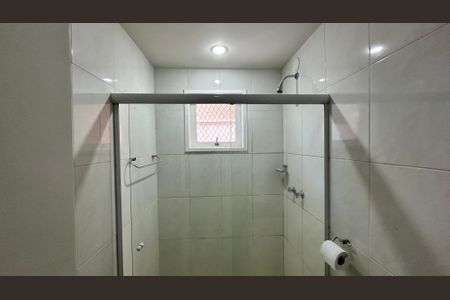 Casa de condomínio à venda com 160m², 3 quartos e 2 vagas Casa de condomínio à venda com 160m², 3 quartos e 2 vagasBanheiro Social