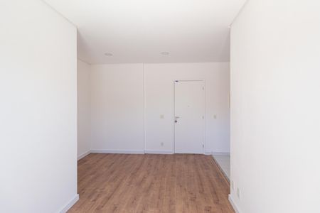 Sala de apartamento para alugar com 2 quartos, 122m² em Jardim das Belezas, Carapicuíba