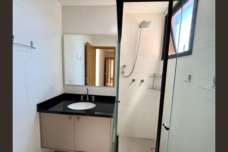 Apartamento à venda com 122m², 3 quartos e 2 vagasBanheiro da Suíte