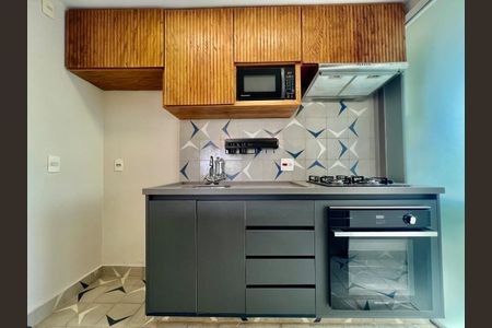 Foto 03 de apartamento à venda com 3 quartos, 138m² em Mansões Santo Antônio, Campinas