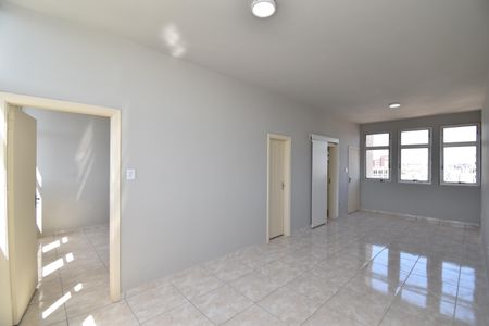 Sala de apartamento para alugar com 1 quarto, 55m² em Centro, Curitiba