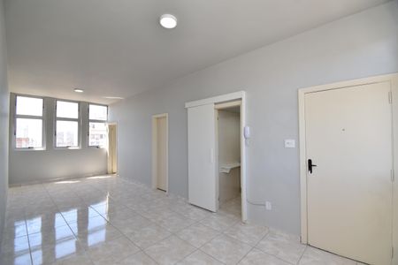 Sala de apartamento para alugar com 1 quarto, 55m² em Centro, Curitiba