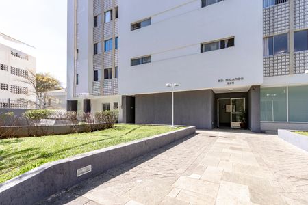 Apartamento à venda com 74m², 2 quartos e 1 vaga Apartamento à venda com 74m², 2 quartos e 1 vagaEntrada