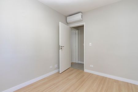 Apartamento à venda com 74m², 2 quartos e 1 vaga Apartamento à venda com 74m², 2 quartos e 1 vagaQuarto