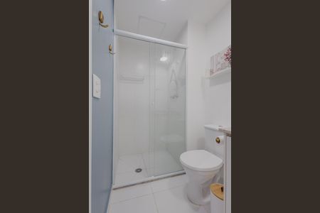 Banheiro Social de kitnet/studio à venda com 1 quarto, 25m² em Pinheiros, São Paulo