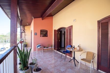 Varanda de casa para alugar com 4 quartos, 250m² em Vila Jardini, Sorocaba