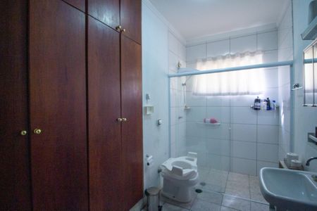 Casa para alugar com 250m², 4 quartos e 3 vagas Casa para alugar com 250m², 4 quartos e 3 vagasBanheiro