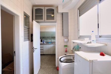 Apartamento à venda com 211m², 4 quartos e 2 vagasÁrea de Serviço