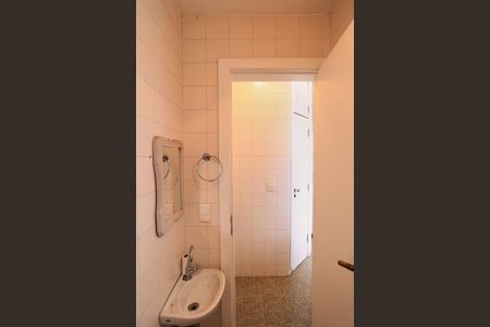 Apartamento à venda com 211m², 4 quartos e 2 vagasBanheiro de serviço