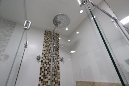 Apartamento à venda com 67m², 2 quartos e 1 vagaBanheiro