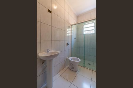 Casa à venda com 156m², 3 quartos e 4 vagas Casa à venda com 156m², 3 quartos e 4 vagasBanheiro da Suíte