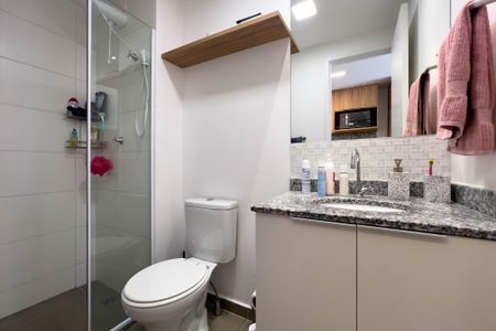 Banheiro de kitnet/studio à venda com 1 quarto, 29m² em Vila Mariana, São Paulo