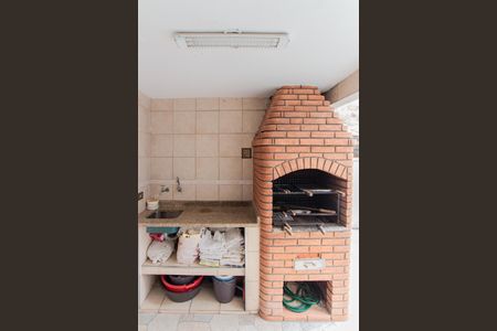 Casa à venda com 245m², 5 quartos e 6 vagas Casa à venda com 245m², 5 quartos e 6 vagasÁrea de Serviço