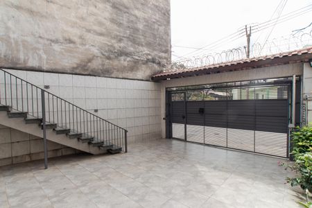 Casa à venda com 245m², 5 quartos e 6 vagas Casa à venda com 245m², 5 quartos e 6 vagasGaragem