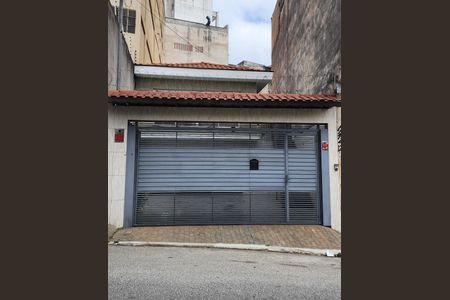 Casa à venda com 245m², 5 quartos e 6 vagas Casa à venda com 245m², 5 quartos e 6 vagasFachada