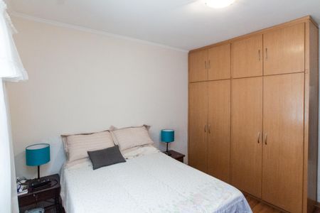 Casa à venda com 245m², 5 quartos e 6 vagas Casa à venda com 245m², 5 quartos e 6 vagasSuíte