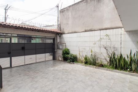 Casa à venda com 245m², 5 quartos e 6 vagas Casa à venda com 245m², 5 quartos e 6 vagasGaragem