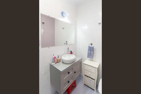 Casa à venda com 245m², 5 quartos e 6 vagas Casa à venda com 245m², 5 quartos e 6 vagasBanheiro 1