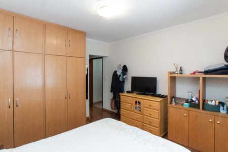 Casa à venda com 245m², 5 quartos e 6 vagas Casa à venda com 245m², 5 quartos e 6 vagasSuíte