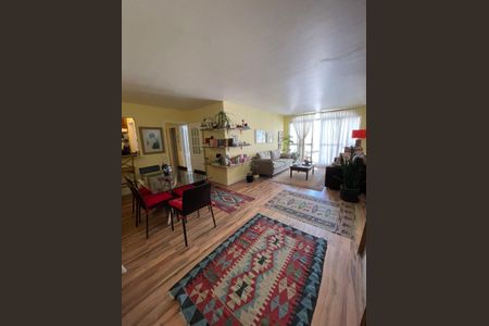 Apartamento para alugar com 120m², 3 quartos e 2 vagas Apartamento para alugar com 120m², 3 quartos e 2 vagasSala