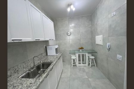 Apartamento para alugar com 120m², 3 quartos e 2 vagas Apartamento para alugar com 120m², 3 quartos e 2 vagasCozinha