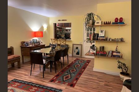 Apartamento para alugar com 120m², 3 quartos e 2 vagas Apartamento para alugar com 120m², 3 quartos e 2 vagasSala