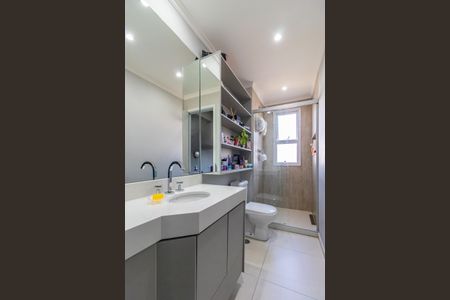 Apartamento à venda com 76m², 2 quartos e 2 vagas Apartamento à venda com 76m², 2 quartos e 2 vagasBanheiro Social