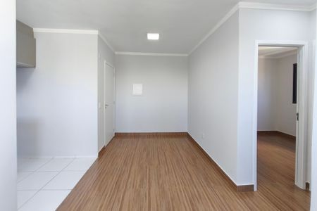 Sala de apartamento à venda com 2 quartos, 42m² em Jardim Ibirapuera, Campinas