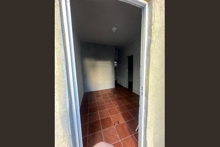 Sala de casa para alugar com 1 quarto, 40m² em Jardim Vinte e Cinco de Agosto, Duque de Caxias