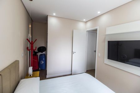 Quarto de apartamento à venda com 1 quarto, 46m² em Jardim Tupanci, Barueri