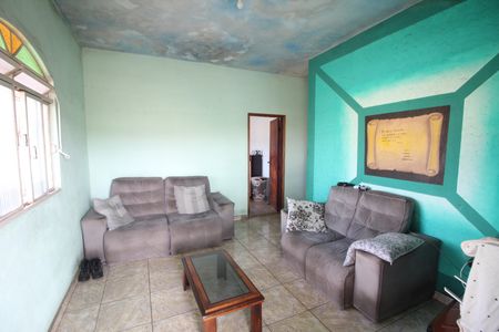 Casa à venda com 3 quartos, 96m² em Industrial, Contagem