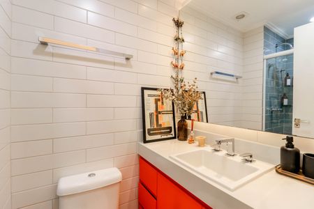 Apartamento à venda com 111m², 2 quartos e 2 vagas Apartamento à venda com 111m², 2 quartos e 2 vagasBanheiro Social