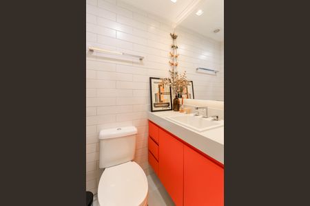 Apartamento à venda com 111m², 2 quartos e 2 vagas Apartamento à venda com 111m², 2 quartos e 2 vagasBanheiro Social