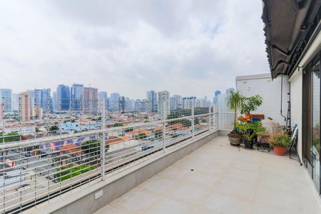 Apartamento à venda com 111m², 2 quartos e 2 vagas Apartamento à venda com 111m², 2 quartos e 2 vagasVaranda