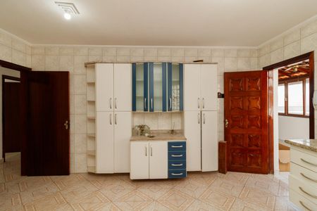 Apartamento para alugar com 150m², 3 quartos e sem vagaCozinha