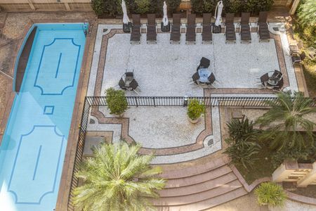 Apartamento à venda com 31m², 1 quarto e 1 vaga Apartamento à venda com 31m², 1 quarto e 1 vagaÁrea comum - Piscina