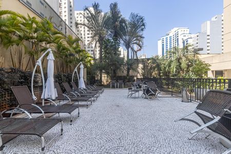 Apartamento à venda com 31m², 1 quarto e 1 vaga Apartamento à venda com 31m², 1 quarto e 1 vagaÁrea comum - Piscina