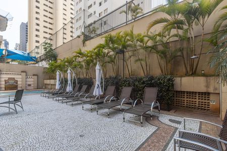 Apartamento à venda com 31m², 1 quarto e 1 vaga Apartamento à venda com 31m², 1 quarto e 1 vagaÁrea comum - Piscina