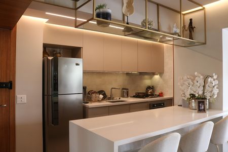 Apartamento à venda com 100m², 2 quartos e 2 vagasCozinha