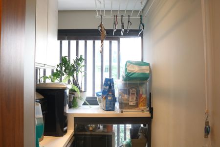 Apartamento à venda com 100m², 2 quartos e 2 vagasÁrea de Serviço